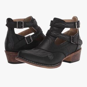 Roper Willa Snip Toe Embroidered Ankle Boot